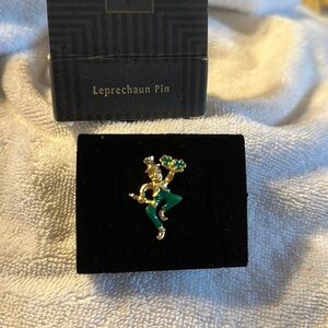 Avon Vintage 1996 Leprechaun Pin